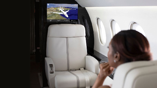 Venue™ smart monitor Venue™ smart monitor with Airshow® HD