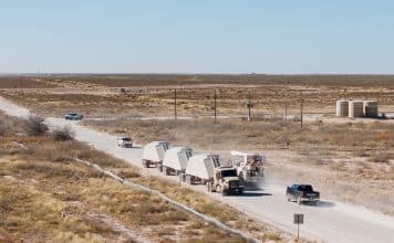 Driverless Trucks: Atlas and Kodiak Expand Autonomous Sand Delivery Fleet to 100 Vehicles by 2027 Driverless Trucks